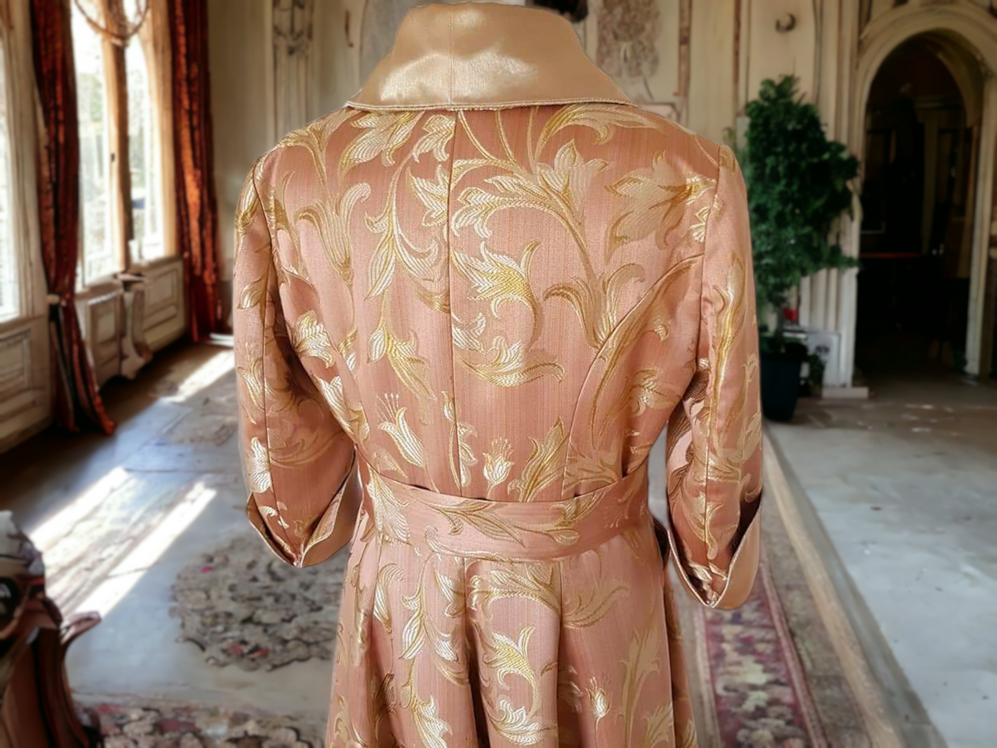 Floral Damask dressing gown
