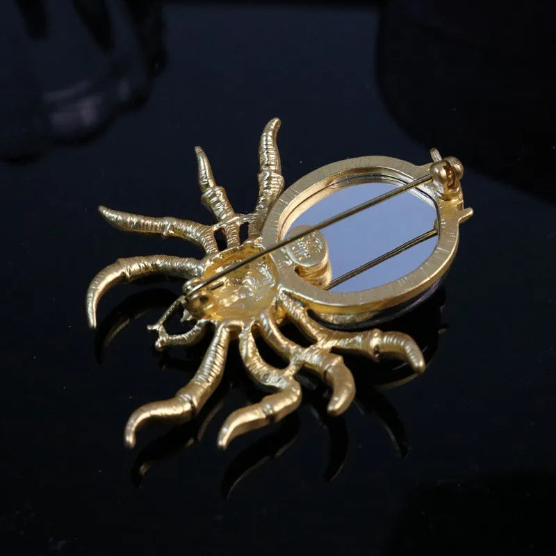 Spider glass brooch