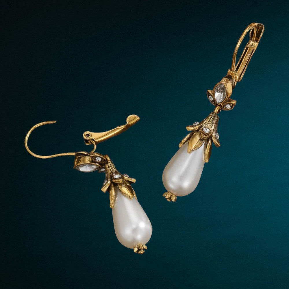 Pearl drop Earrings