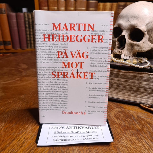 På Väg mot Språket
by Martin Heidegger