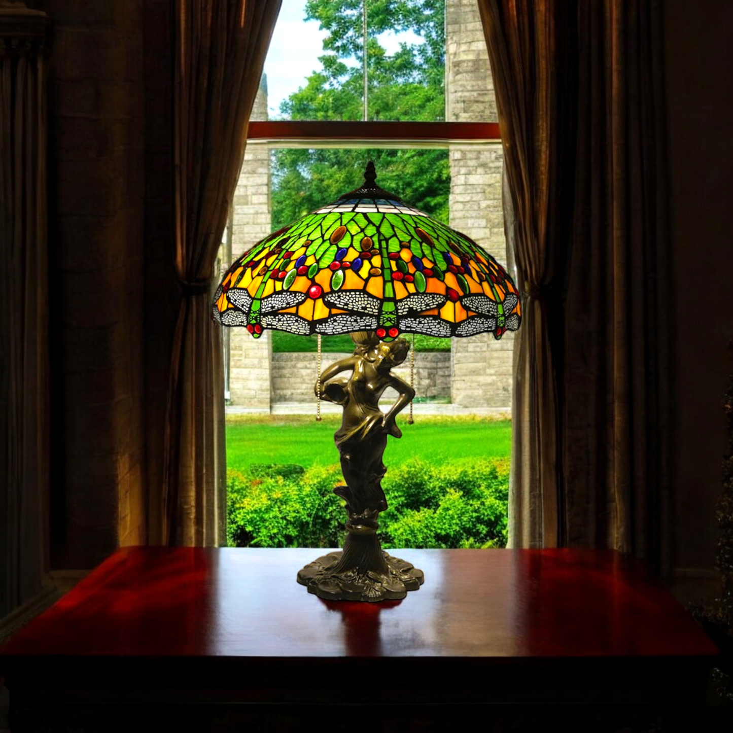 Tiffany style table lamps