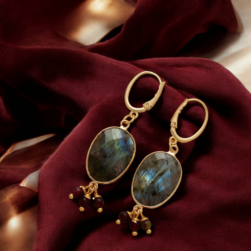 Labradorit and garnet dangle earrings