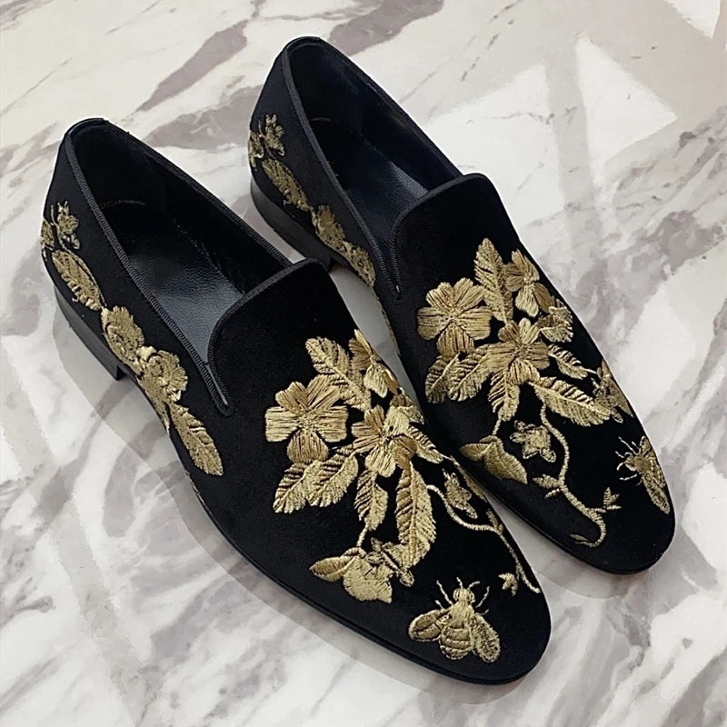 Loafers for Men with delicate embroidery