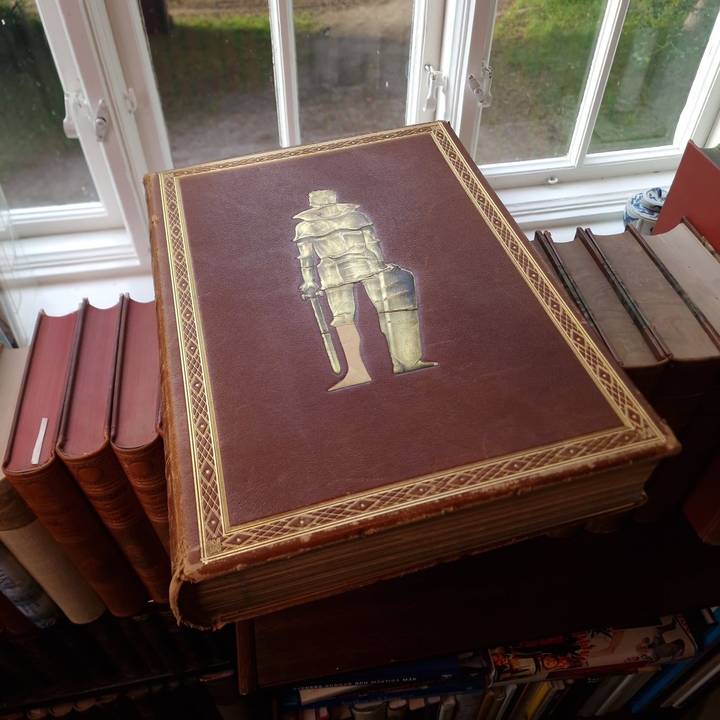 Ehrendenkmal der Deutschen Armee und Marine 1871–1918: Tribute Edition for Hindenburg’s 80th Birthday – Lavishly Illustrated Historical Volume